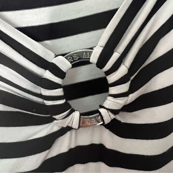 Michael Michael Kors Black & White Stripe Logo Ring Accent Long Sleeve Top - Picture 2 of 5